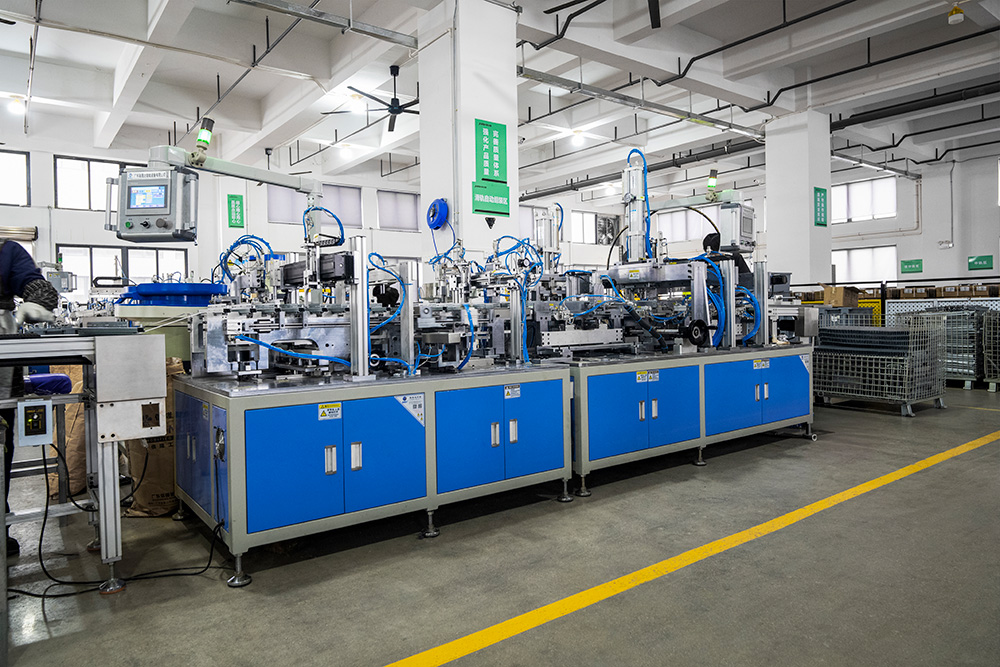 2.Automatic Slide Rail Assembly Machine